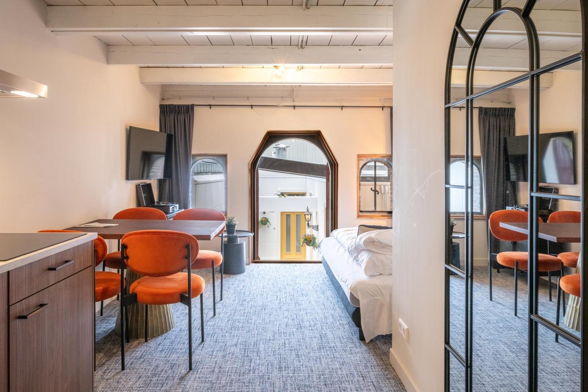 Grapelli Boutique Hotel อัลค์มาร์ ภายนอก รูปภาพ